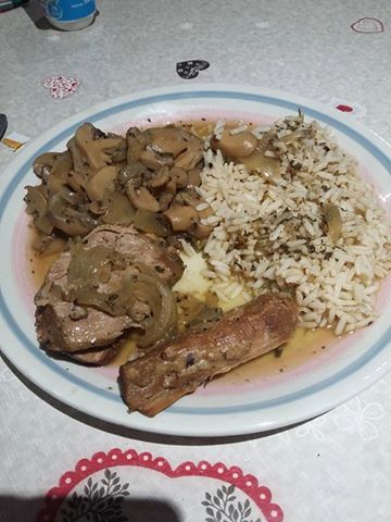 Rôti de veau, riz et champignons