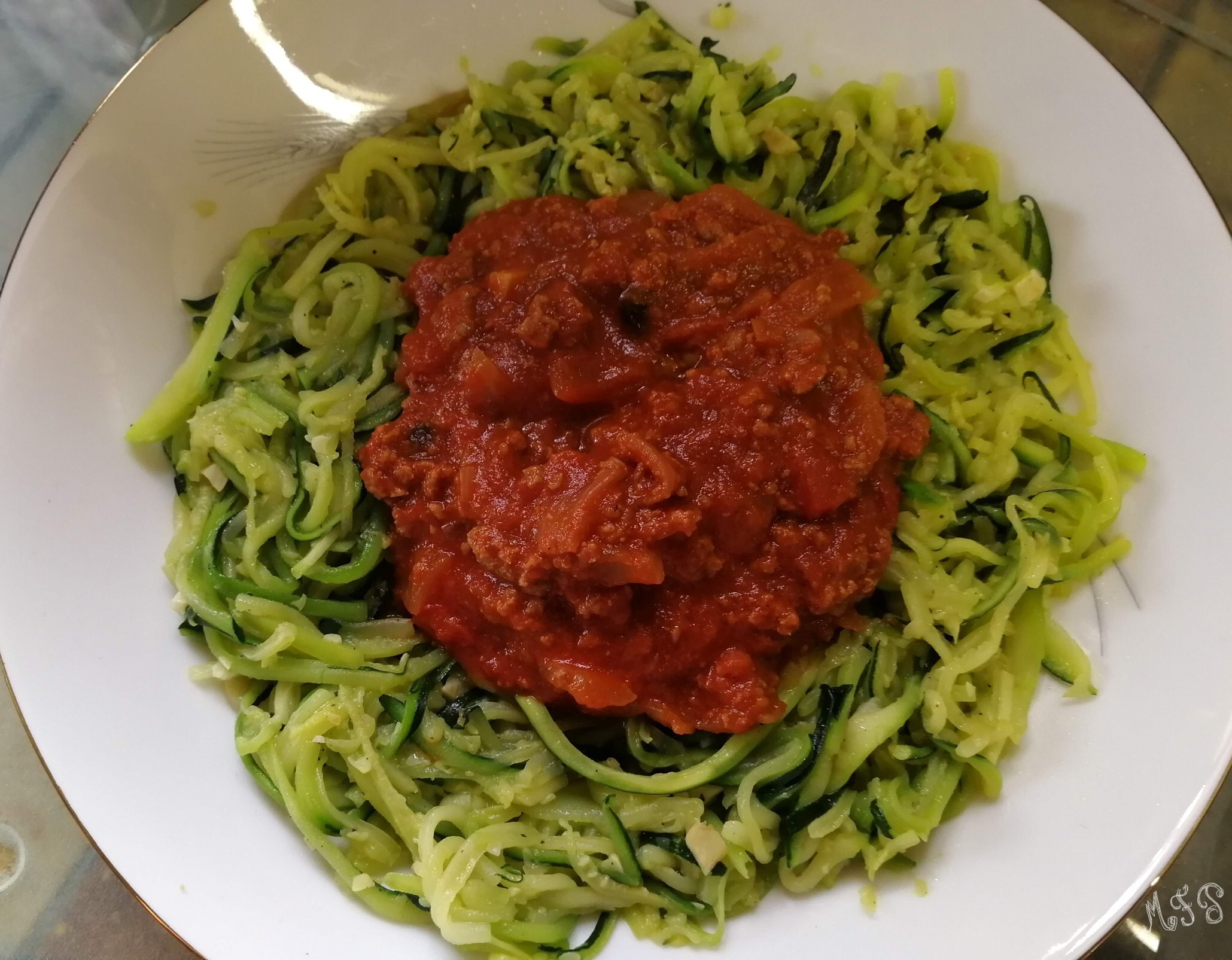 Spaghetti de courgettes façon bolognaise