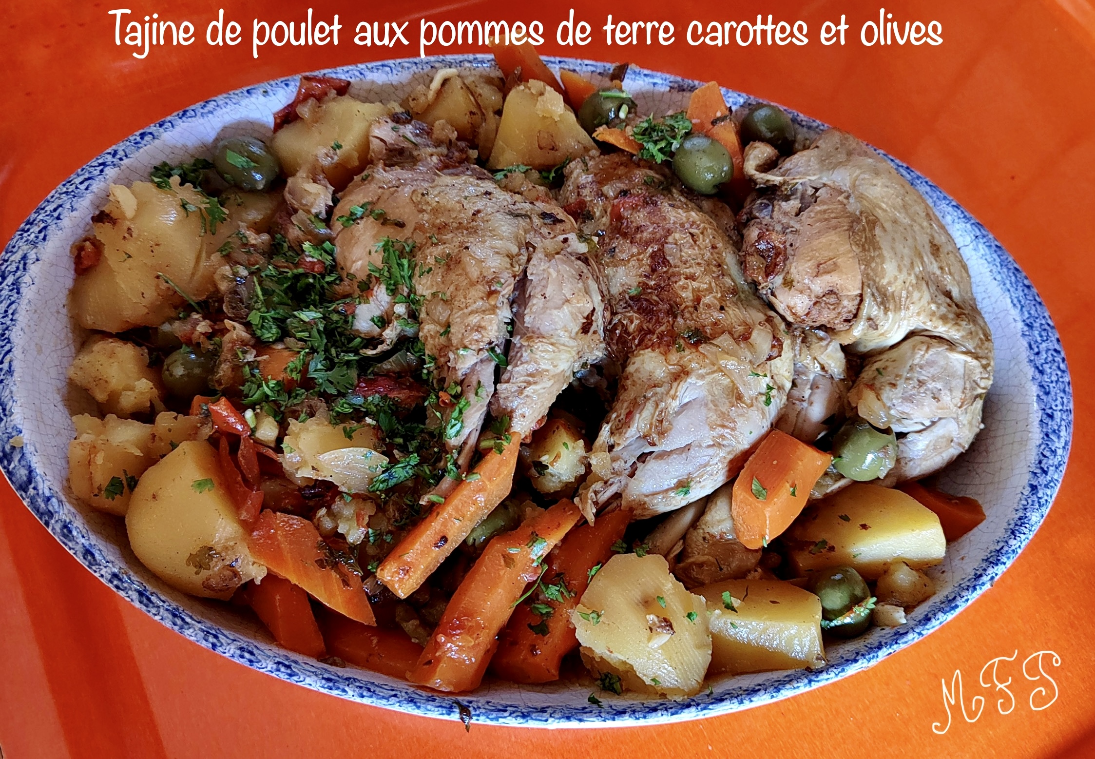 Tajine de poulet aux pommes de terre carottes et olives